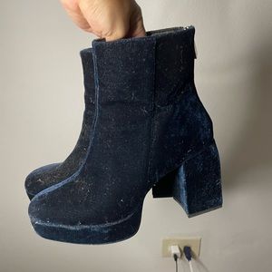 ZARA Blue Velvet Heeled Boots